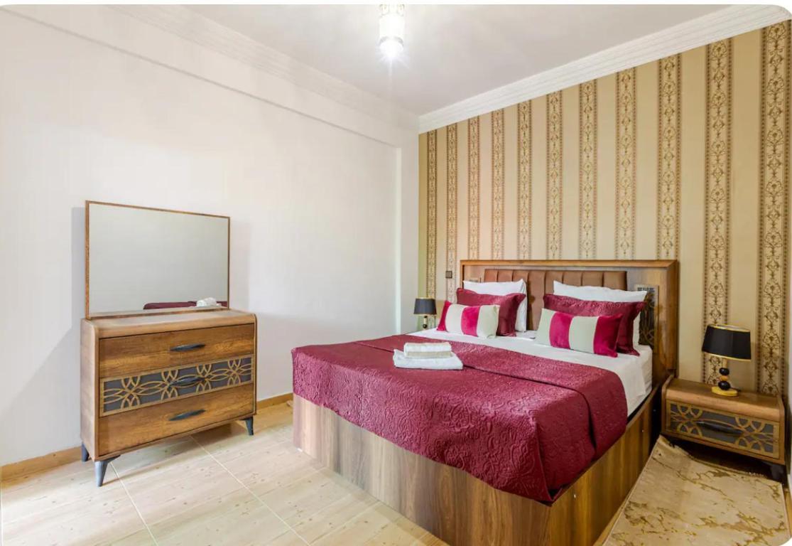 Charming Two-bedroom In Gueliz,marrakesh