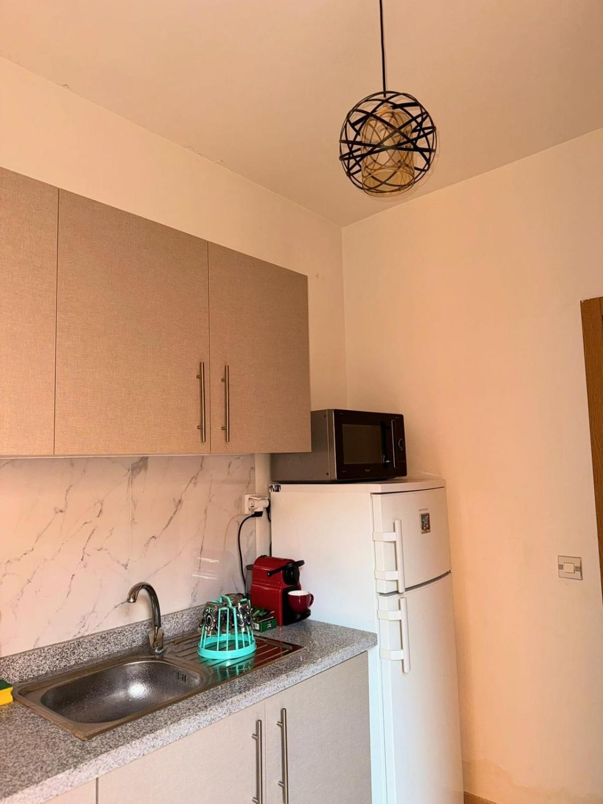 Xenon Apartment