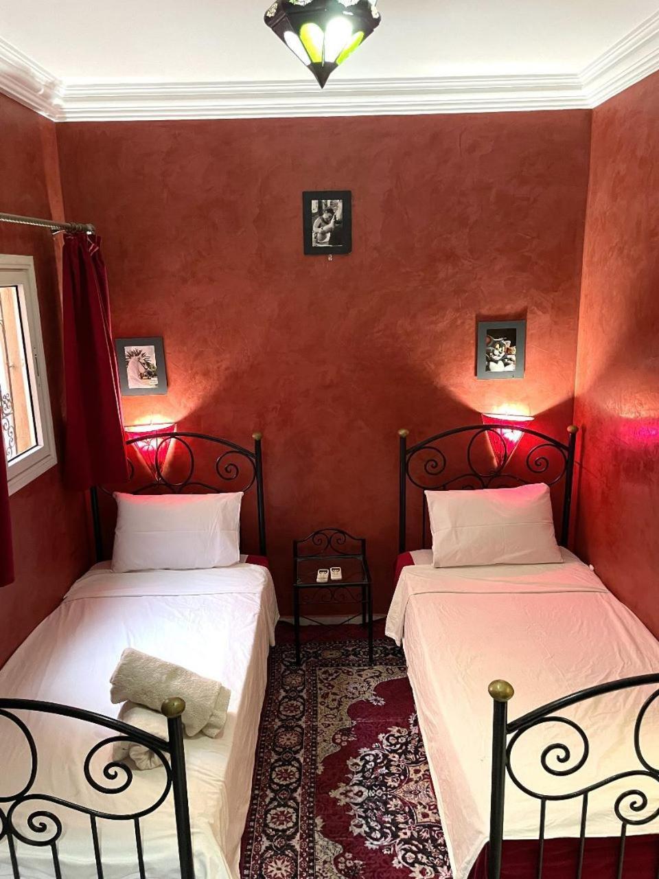 Les Fleurs De Lys De Al Qaria Assiyahia Maison d'hôtes