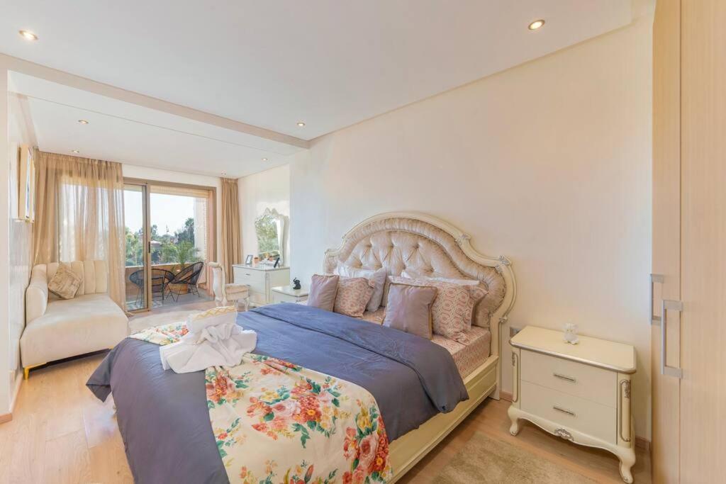 2 Bedrooms Fully Equipped *