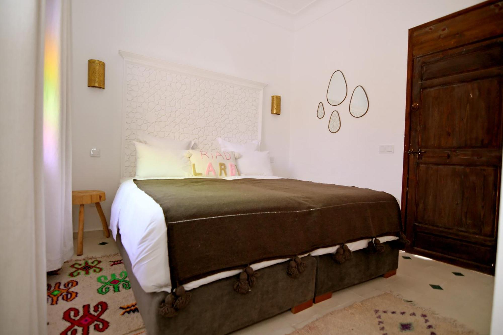 Riad Larbi Khalis