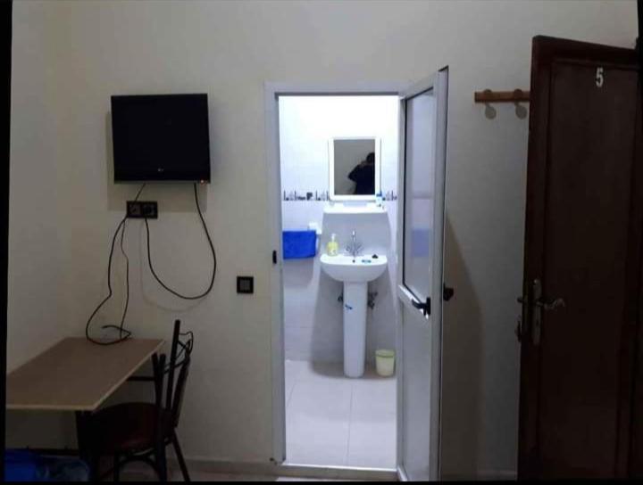Maison D'hote Dar Albidawi Hotel a capsule *