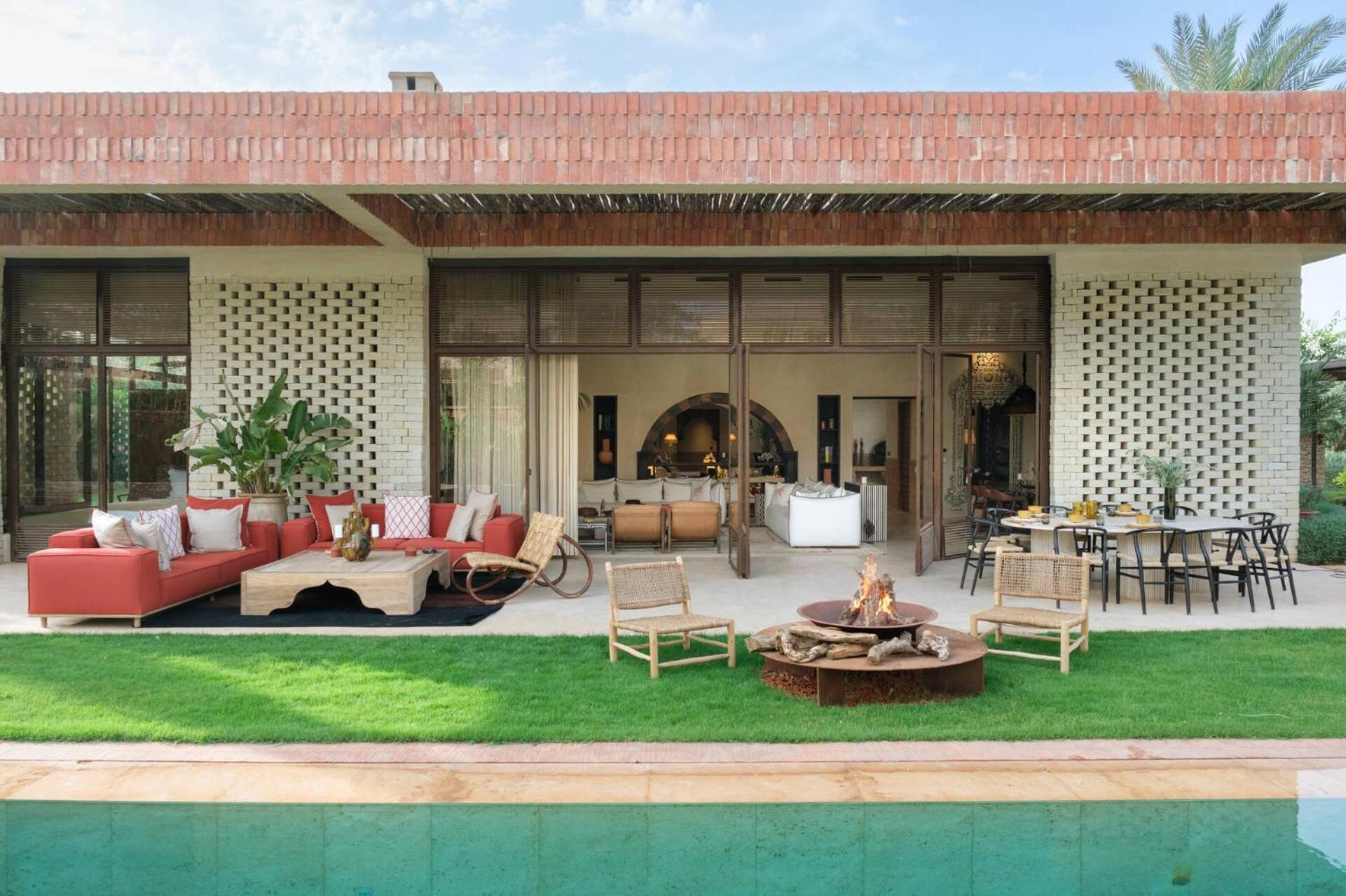 Saman Villa *