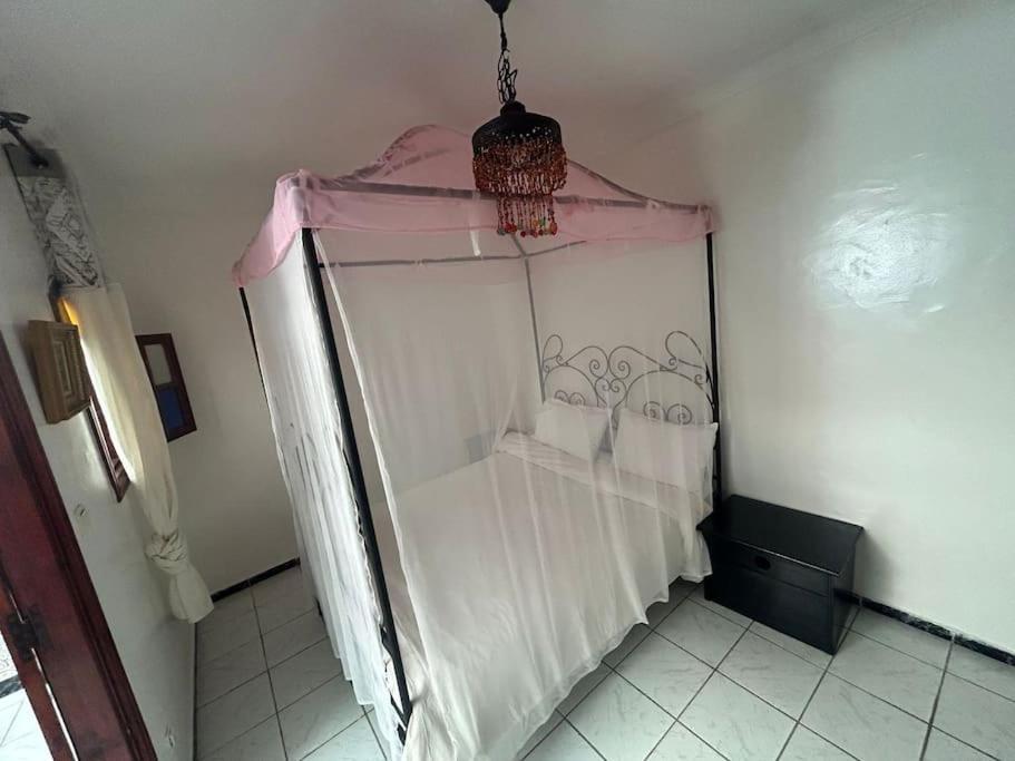 Appartement & 4 Bedrooms With Pool Views *