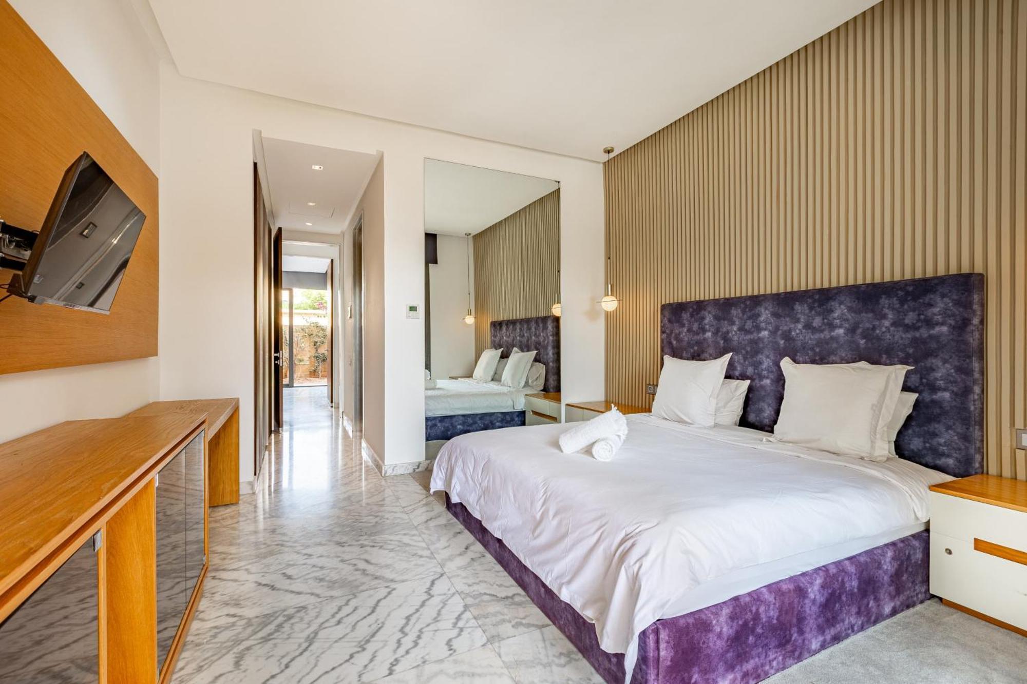 New! Appt De Luxe A Oliver Palm, Piscine Prive