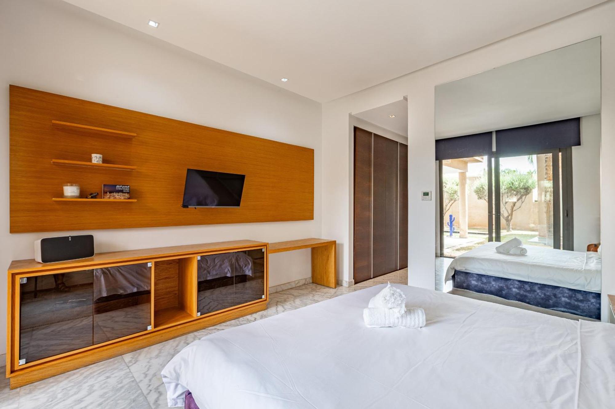 New! Appt De Luxe A Oliver Palm, Piscine Prive Apartment
