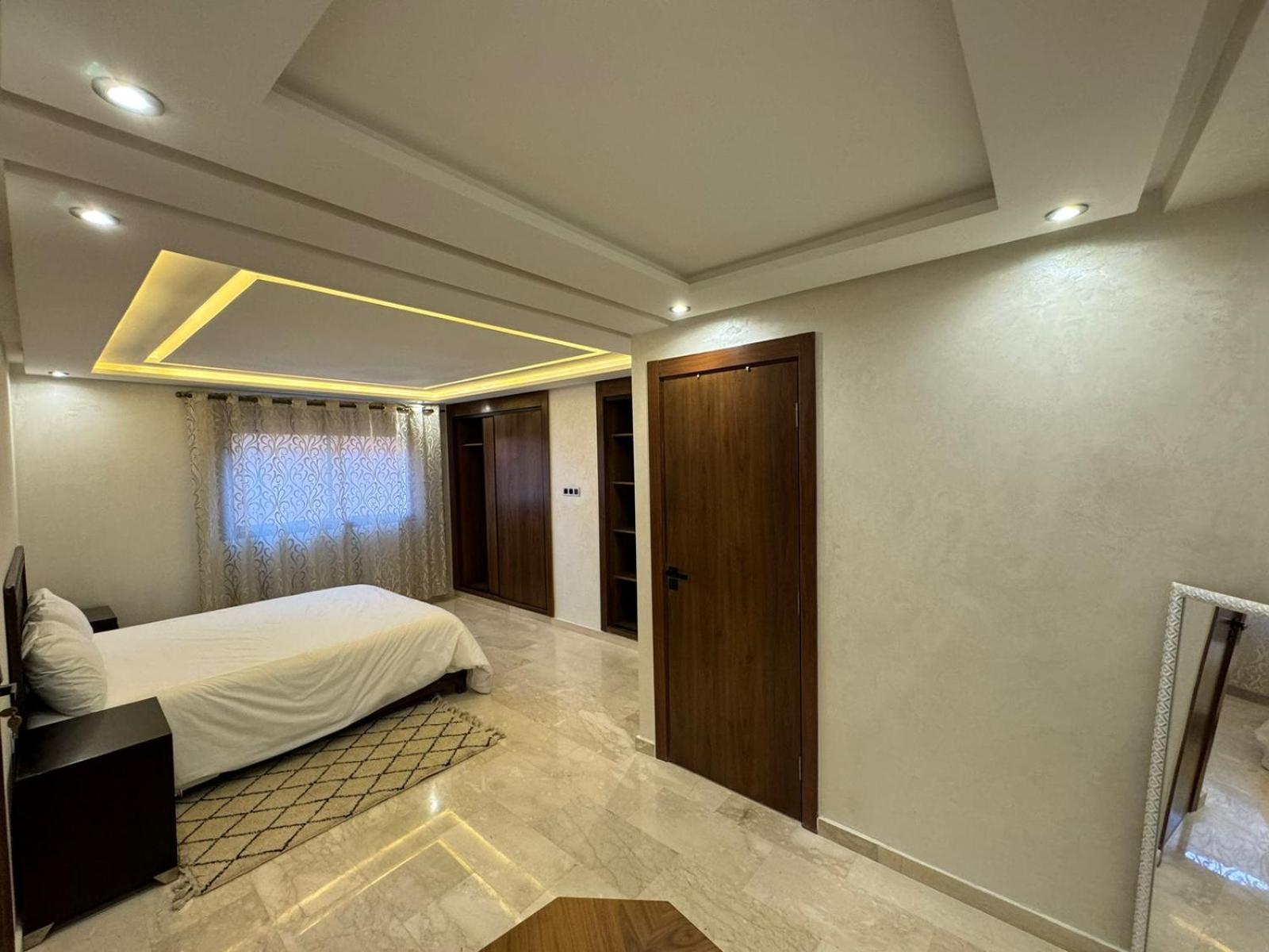 Modern Hivernage Duplex With Private Pool Appartement