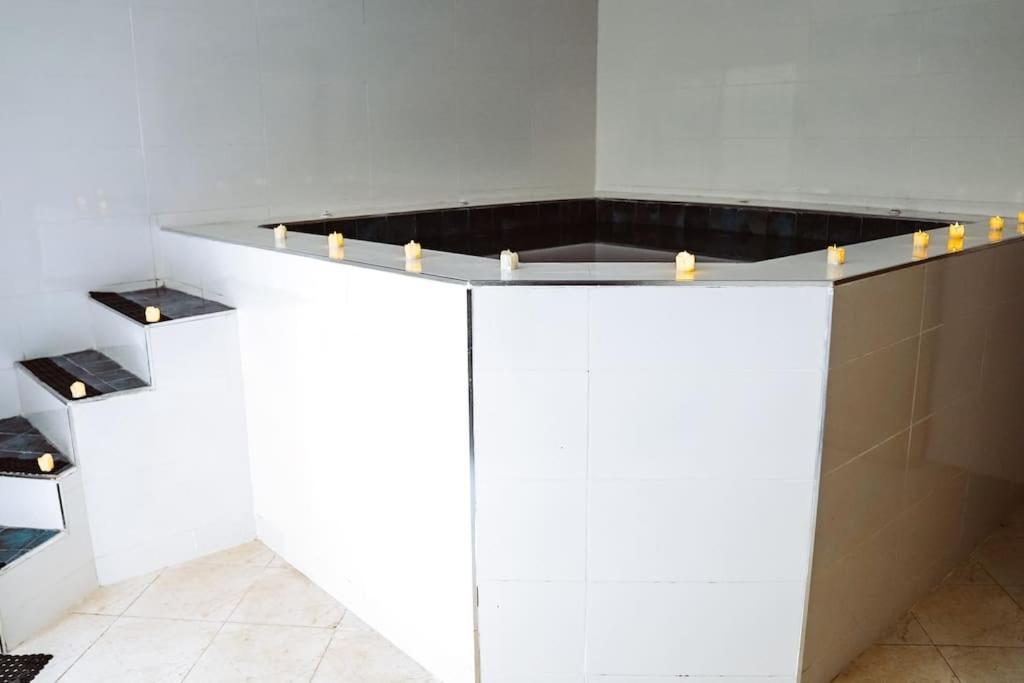 Villa Grande 6 - Piscine - Jacuzzi Chauffe *