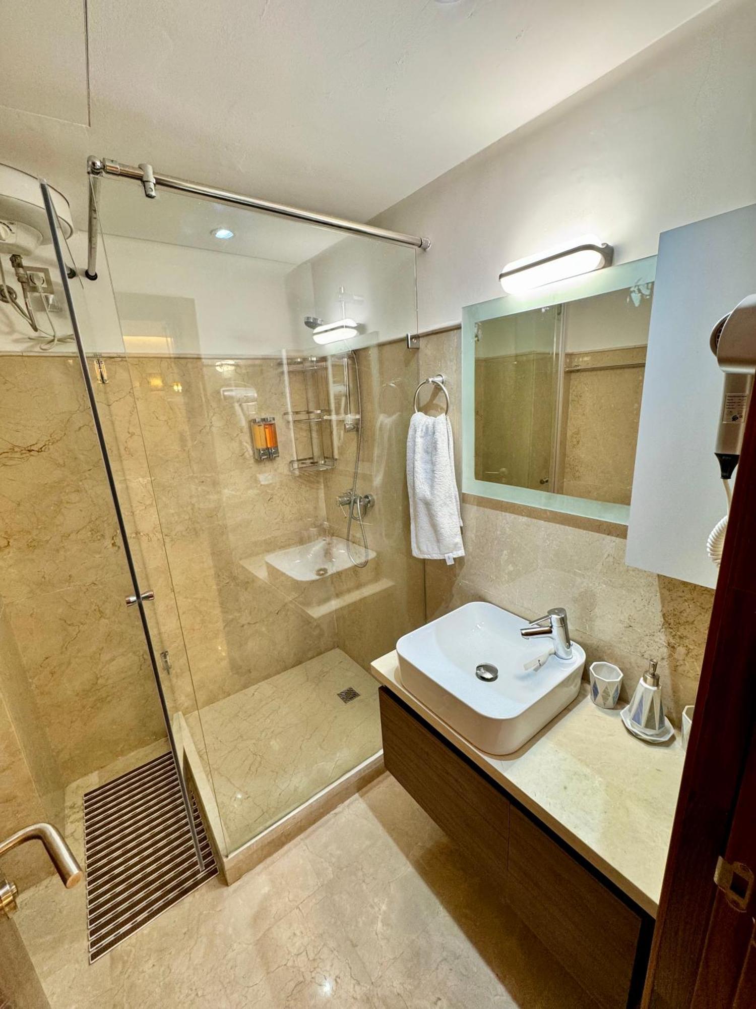 Pearl Garden Cosy Lux Elegant Sunny Terrace Piscine Appartement