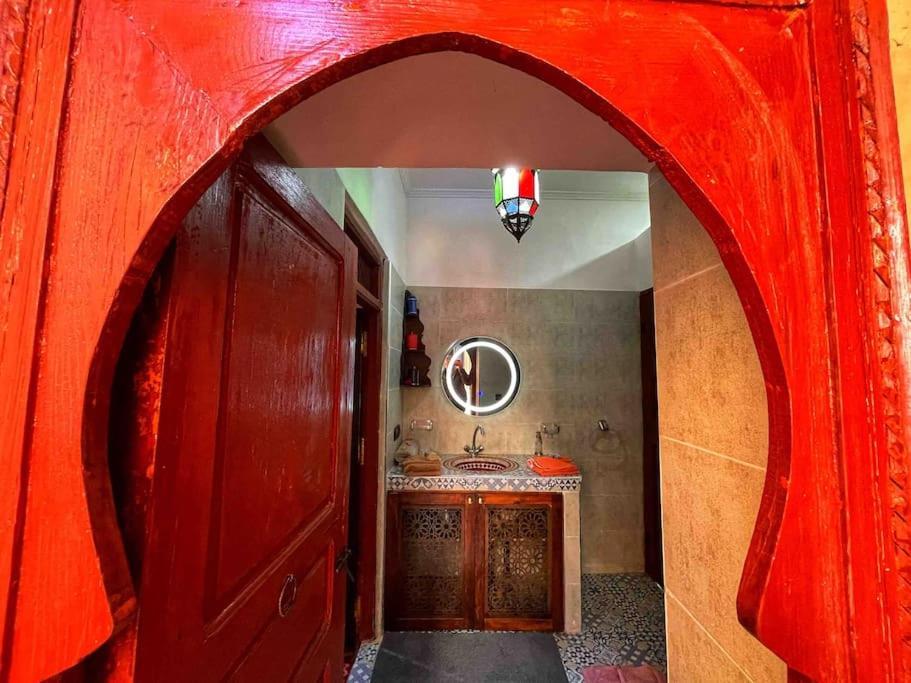 Appartement Petit Authentique Proche De Dar El Bacha *