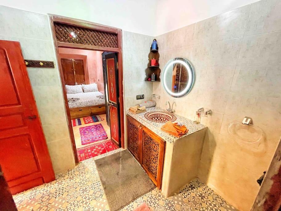 Appartement Petit Authentique Proche De Dar El Bacha *