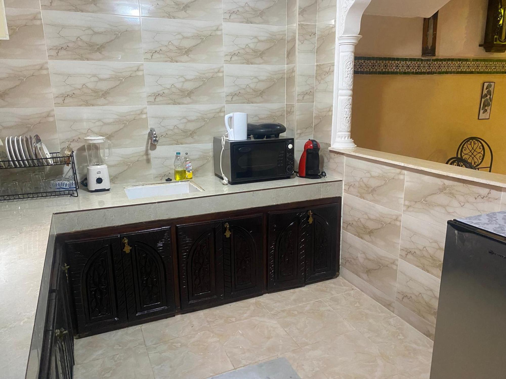 Riad Atlas Entier Prive Avec Jacuzzi Au Coeur De Entire