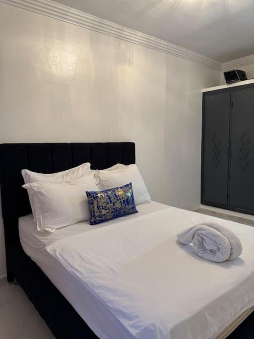 For Him Apartment *