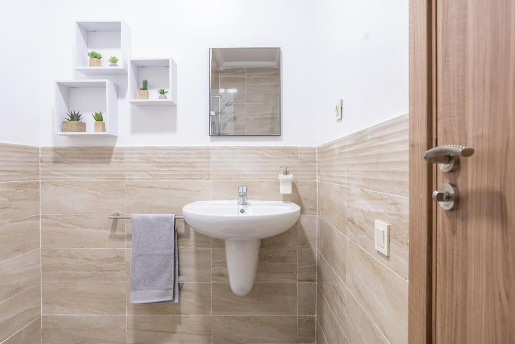 Appartement Spacious 2 Bedroom Flat With Wi-fi, Pool And Parking Marrakesh