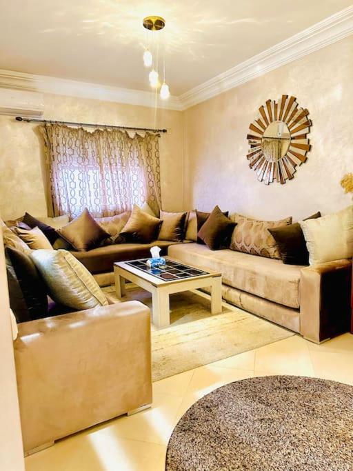 Appartement Chic Apartment, 10 Min To Guiliz