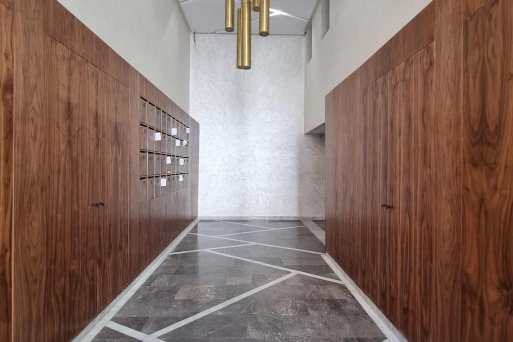 Brand New And Stylish Location