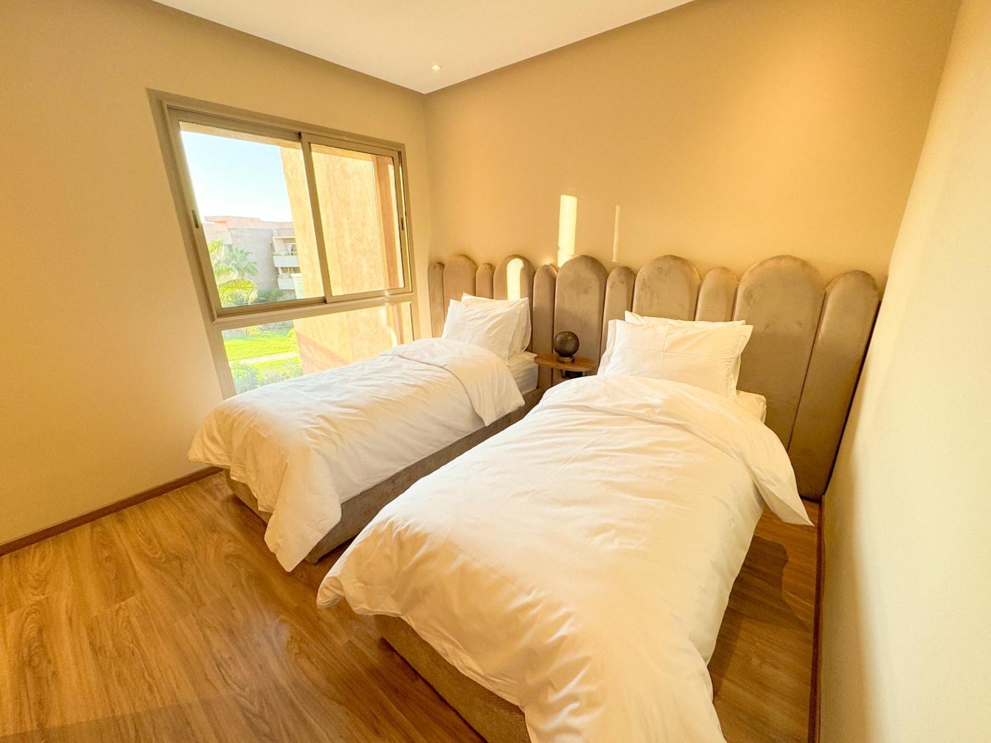 Elegant Familial Avec Vue Sur Golf Et Piscine - Prestigia Opale, Marrakech Apartment