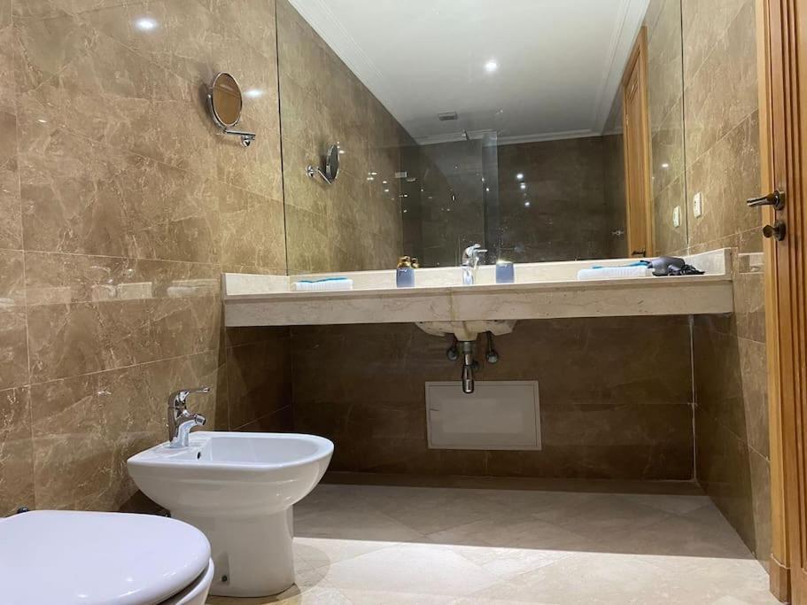 Appartement Beau Duplex Fonctionnel Avec Piscine *