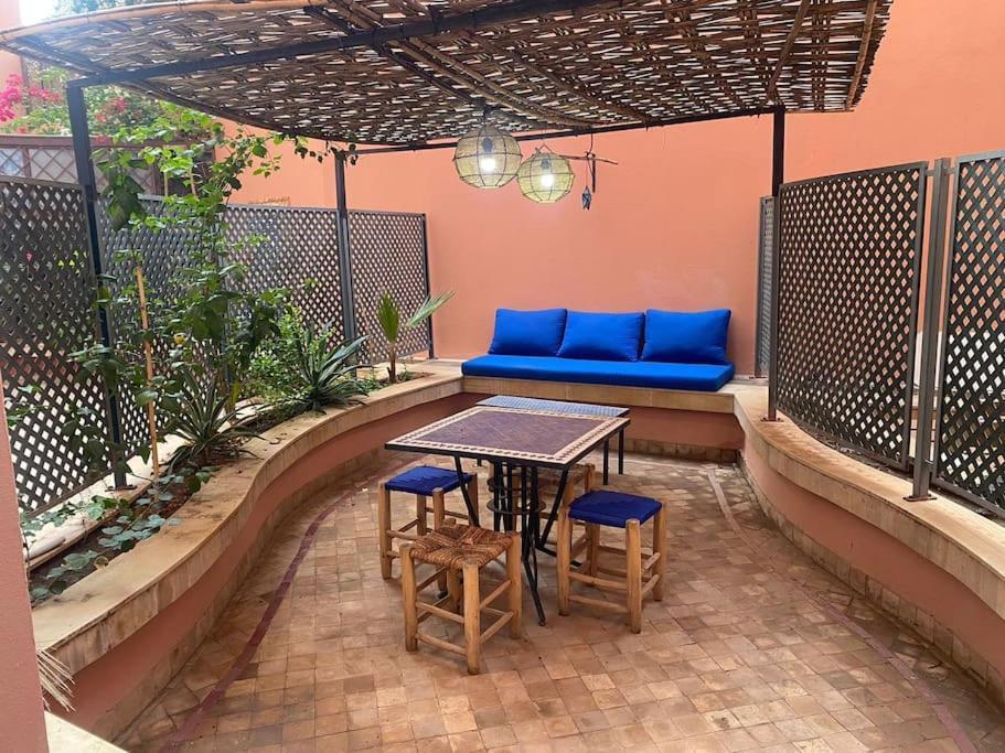 Appartement Beau Duplex Fonctionnel Avec Piscine *
