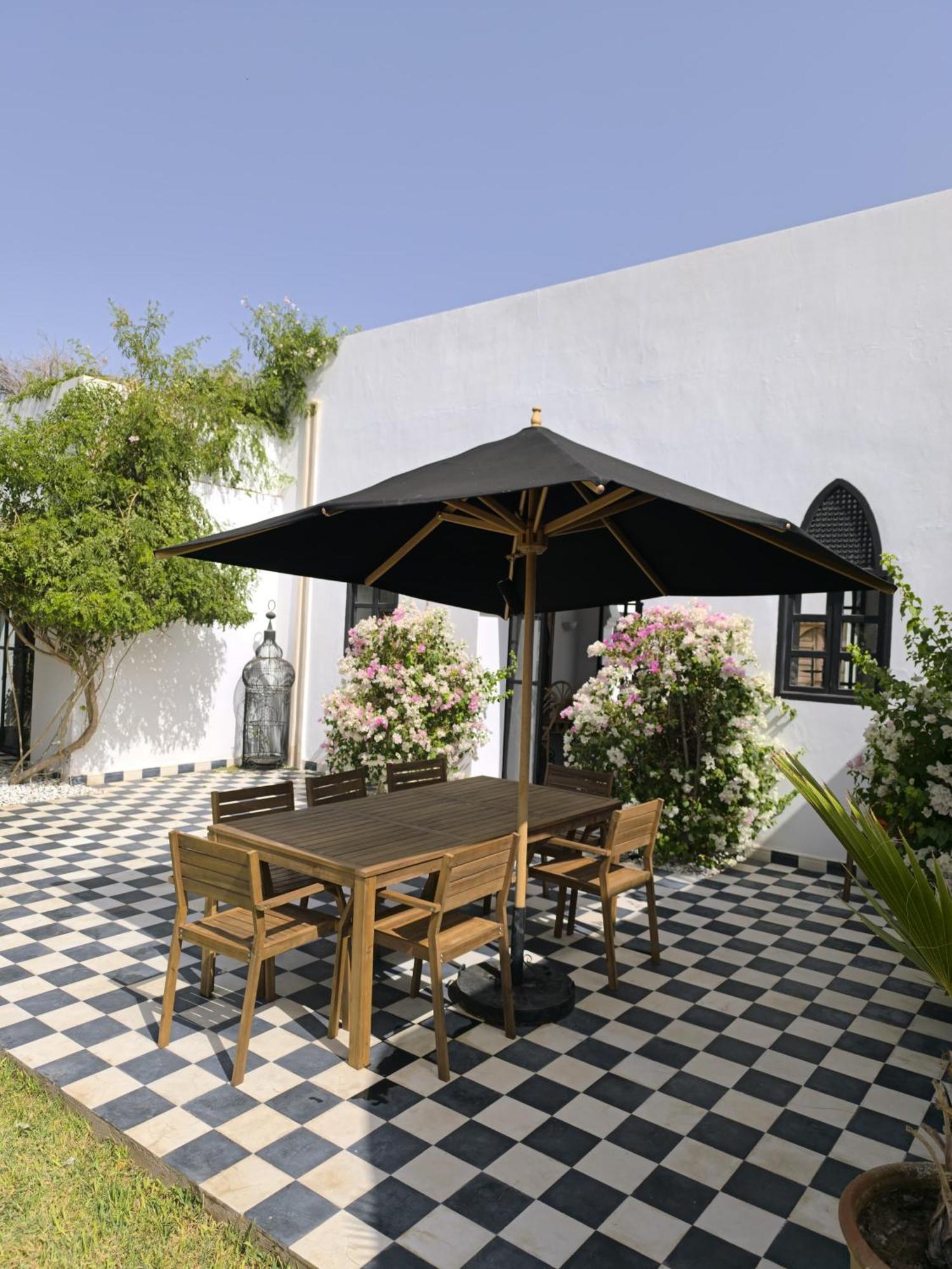 Villa Mauresque Jardin Luxuriant Et Piscine Privee Marrakech *