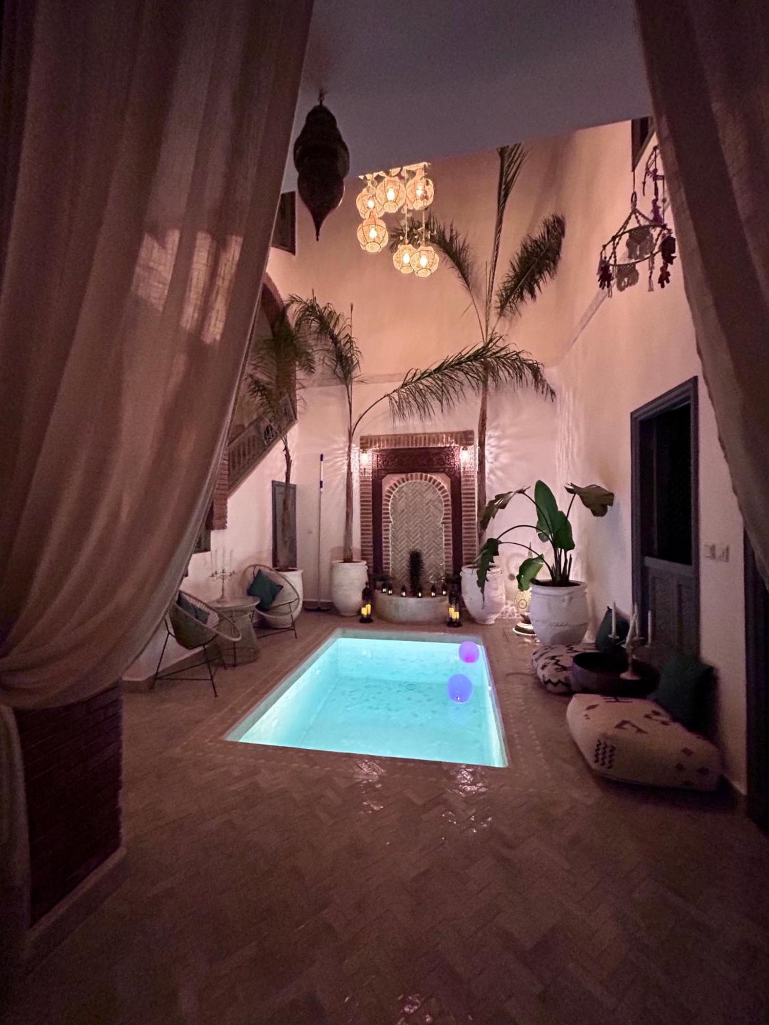 Tifawt * Marrakesh