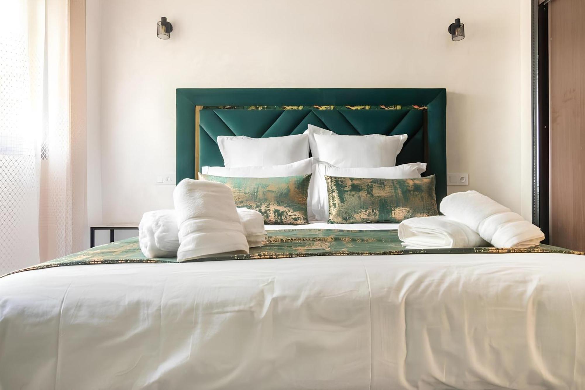 C-appartement De Luxe Plein Centre De Gueliz Avec Piscine Parking Wifi Netflix Apartamento