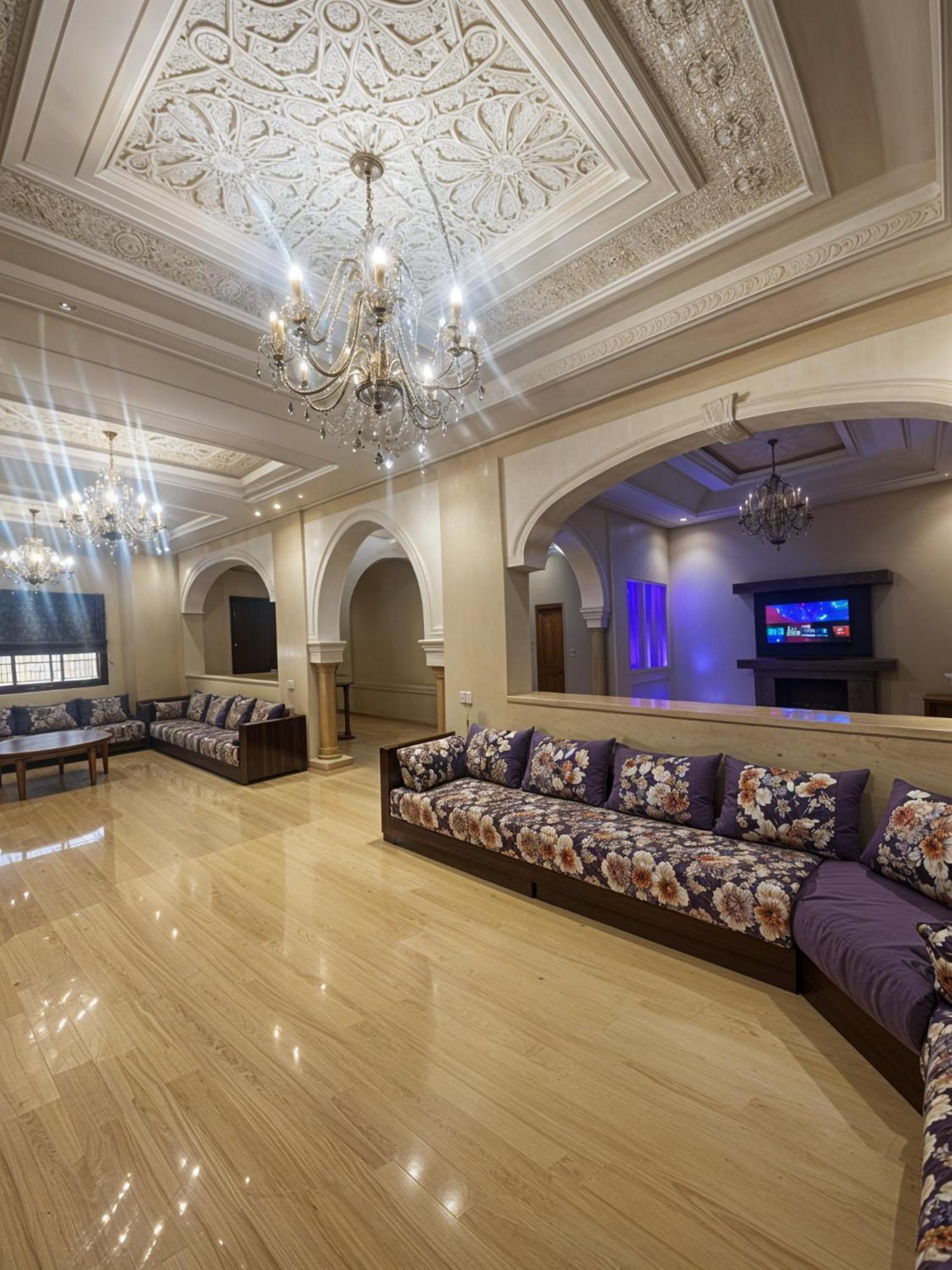 Private Villa, 7 Min To Center, Not Overlooked