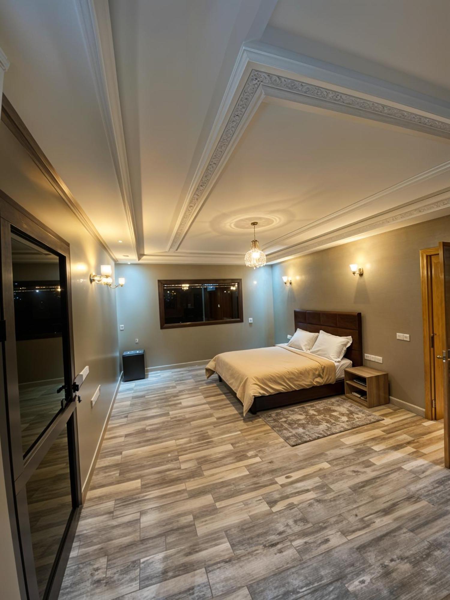 Private Villa, 7 Min To Center, Not Overlooked