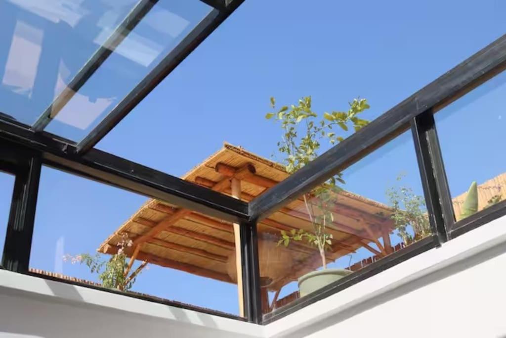 Ptit Kech, Bassin Terrasse - Petits Dejeuners *