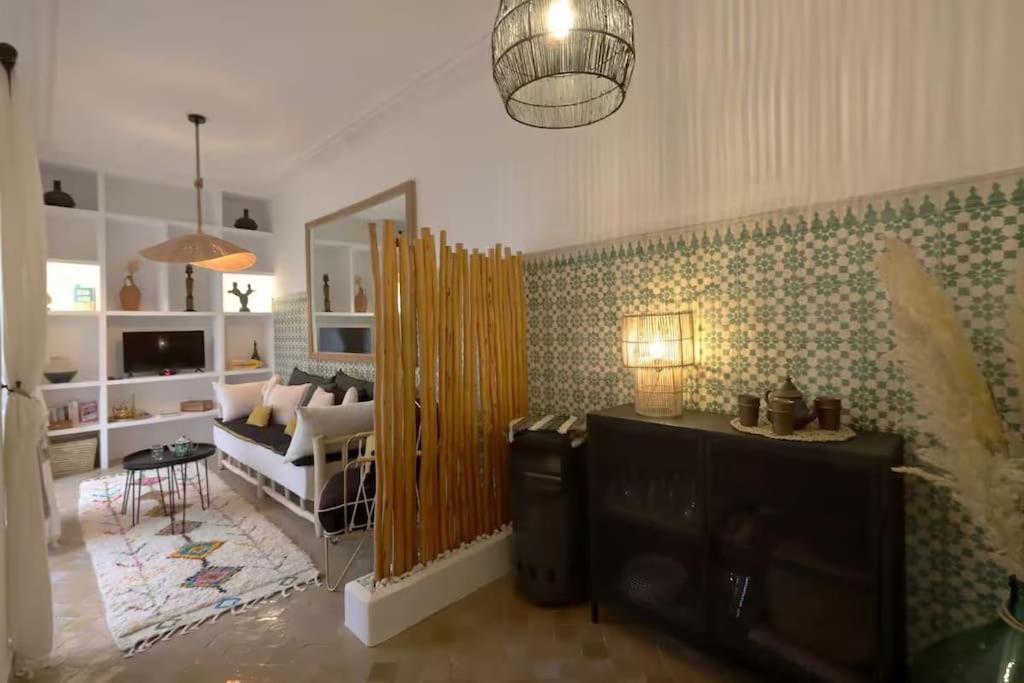 Ptit Kech, Bassin Terrasse - Petits Dejeuners Holiday home