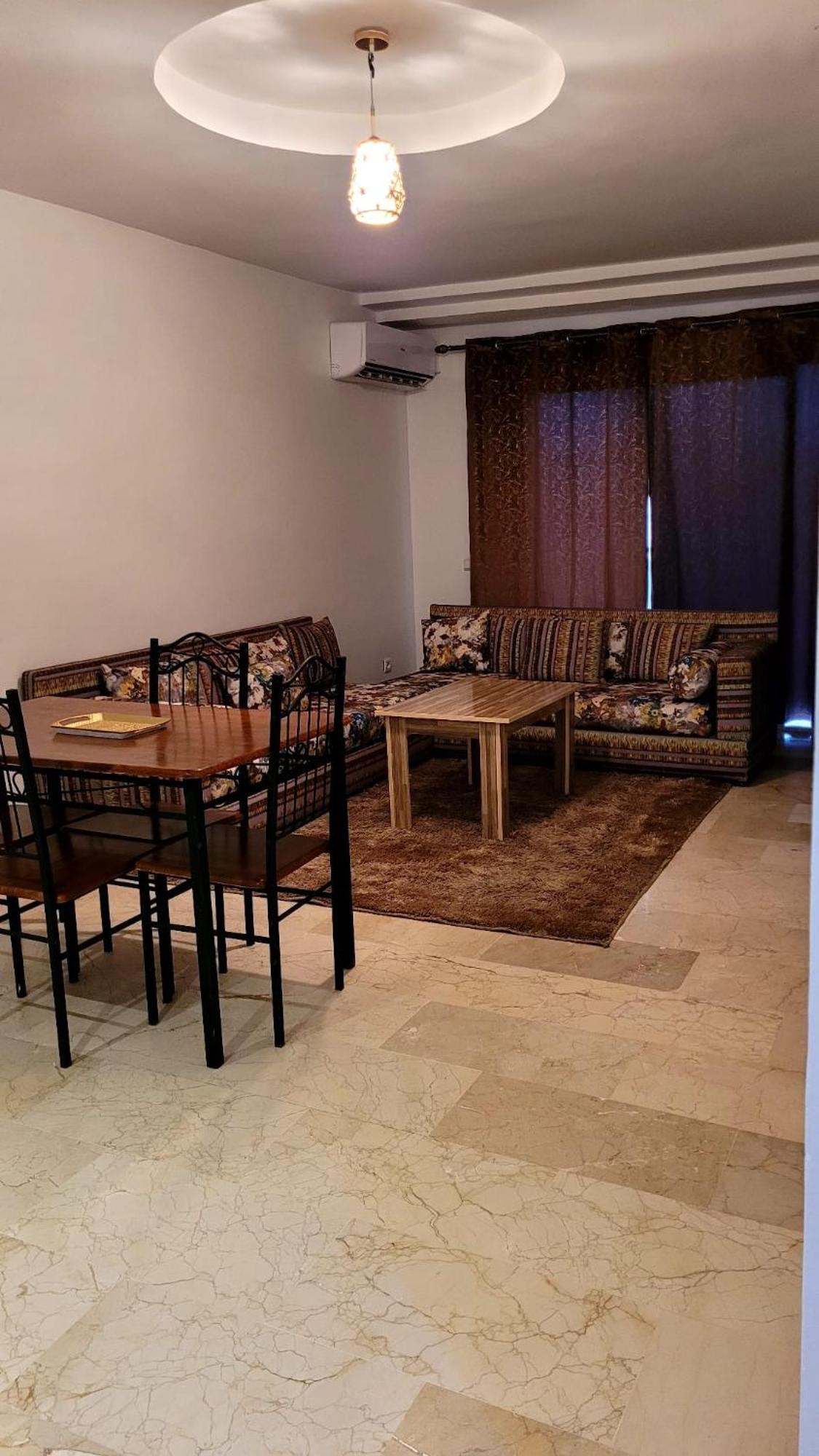 29 Entier Avec Balcon * Marrakesh