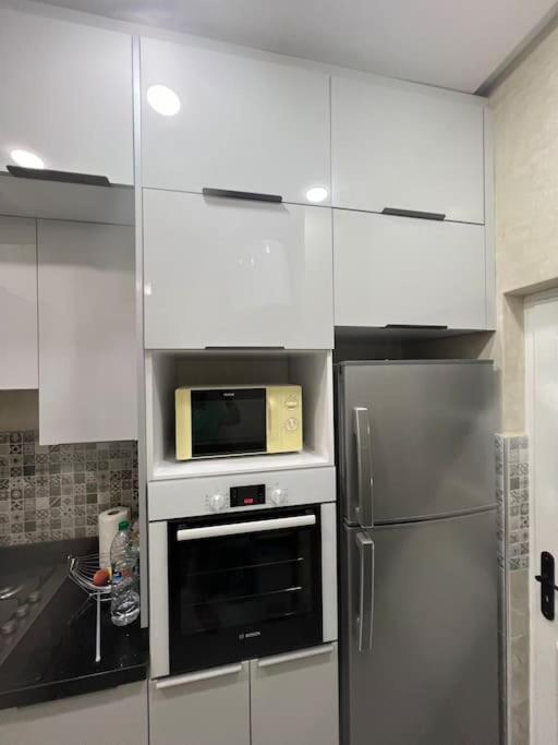 Proche Aeroport Apartamento *