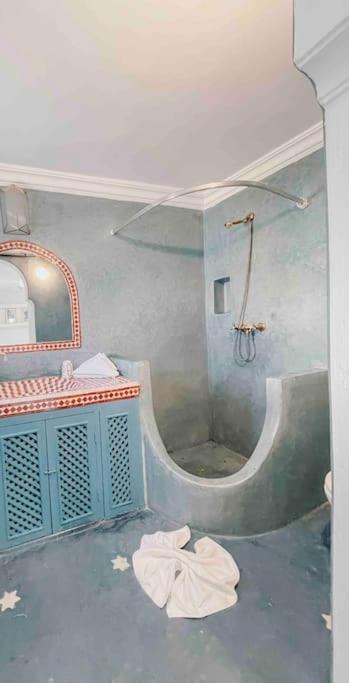 Bouhalla 240m2 In Der Medina Mit Terrasse *