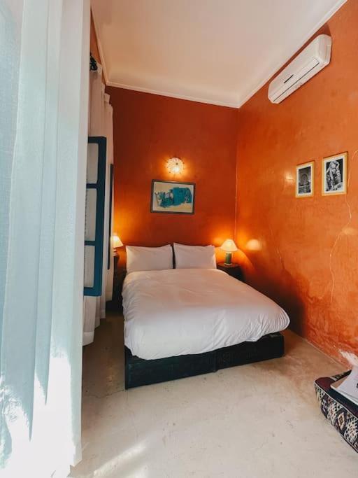 Bouhalla 240m2 In Der Medina Mit Terrasse Marrakesh