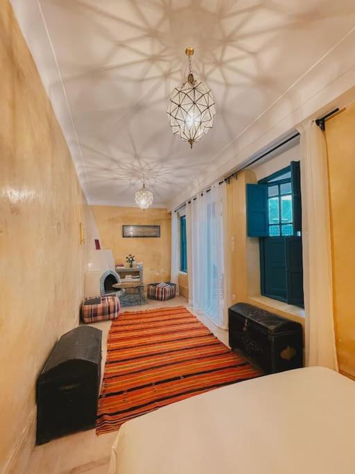 Bouhalla 240m2 In Der Medina Mit Terrasse Marrakesh