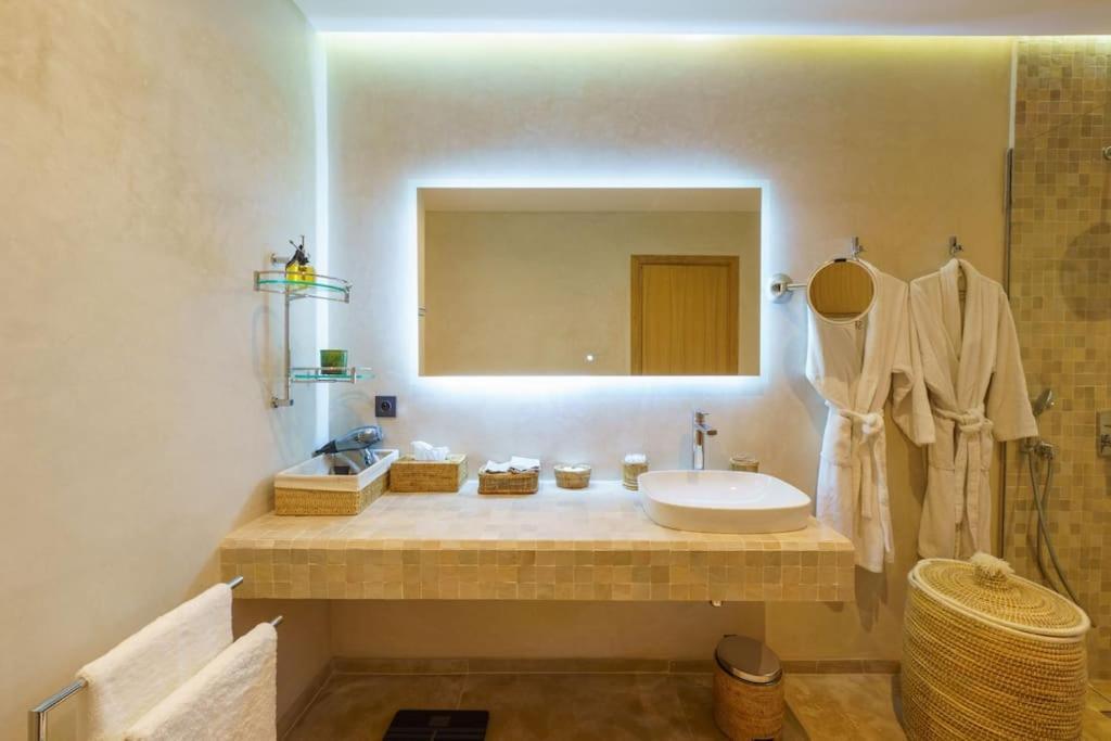 Villa Dar Al Jenna - De Luxe Avec Piscine Privee