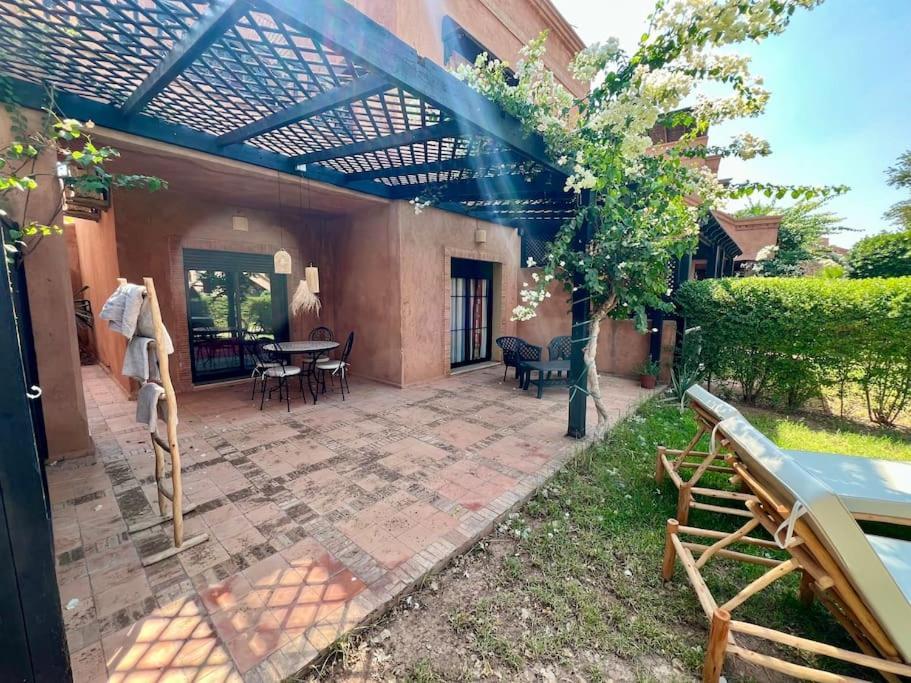 Apartment Bel Rez-de-jardin Atlas Golf, Piscine Et Parc-jeux