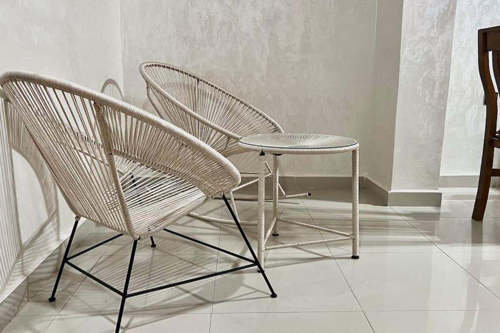 De Luxe Avec Jacuzzi Prive & Terrasse Au Coeur De Marrakech Appartement