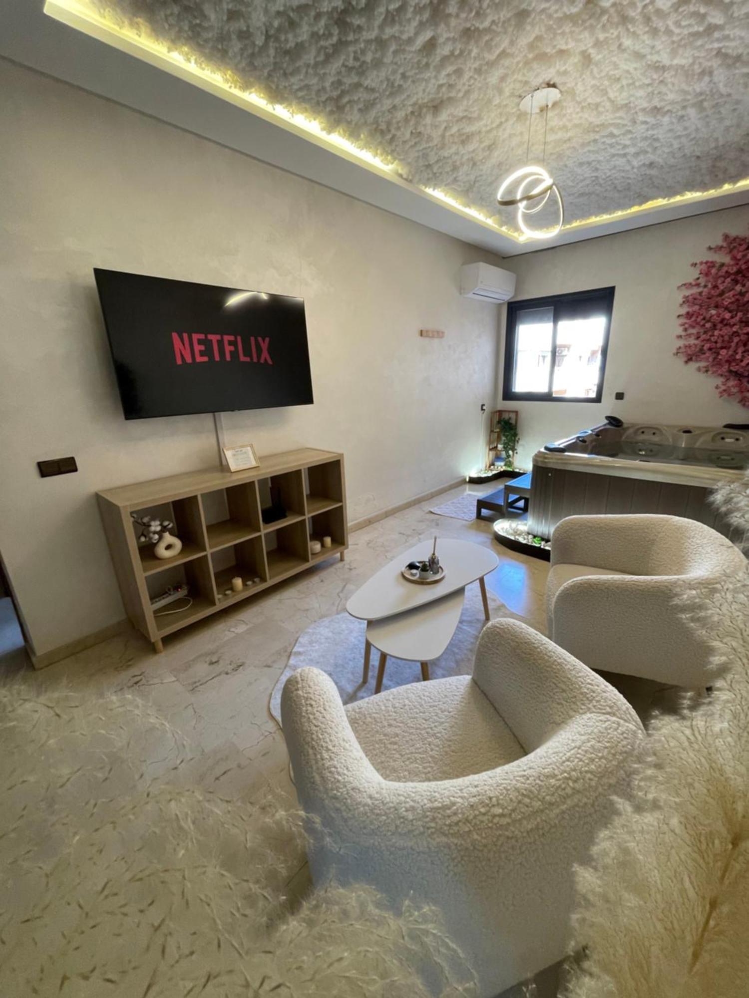 Appartement Luxueuse Avec Jacuzzi En Plein Coeur De Marrakech *