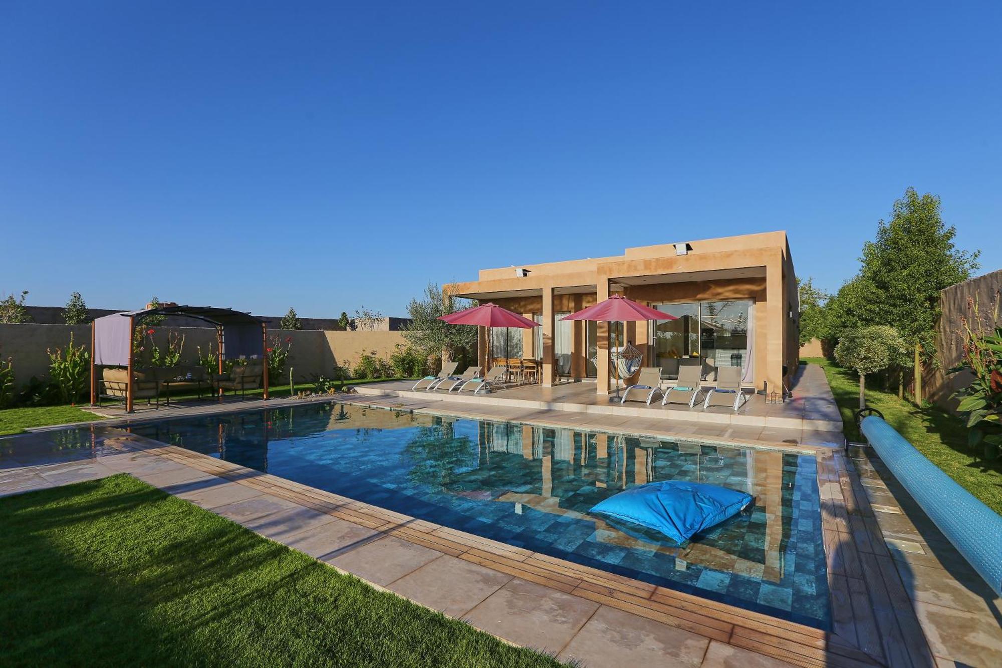 Iris ,moderne & Elegant Avec Piscine &jardin Marrakesh