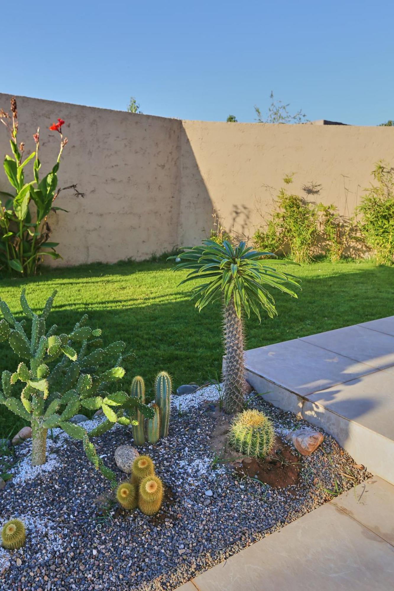 Iris ,moderne & Elegant Avec Piscine &jardin Marrakesh