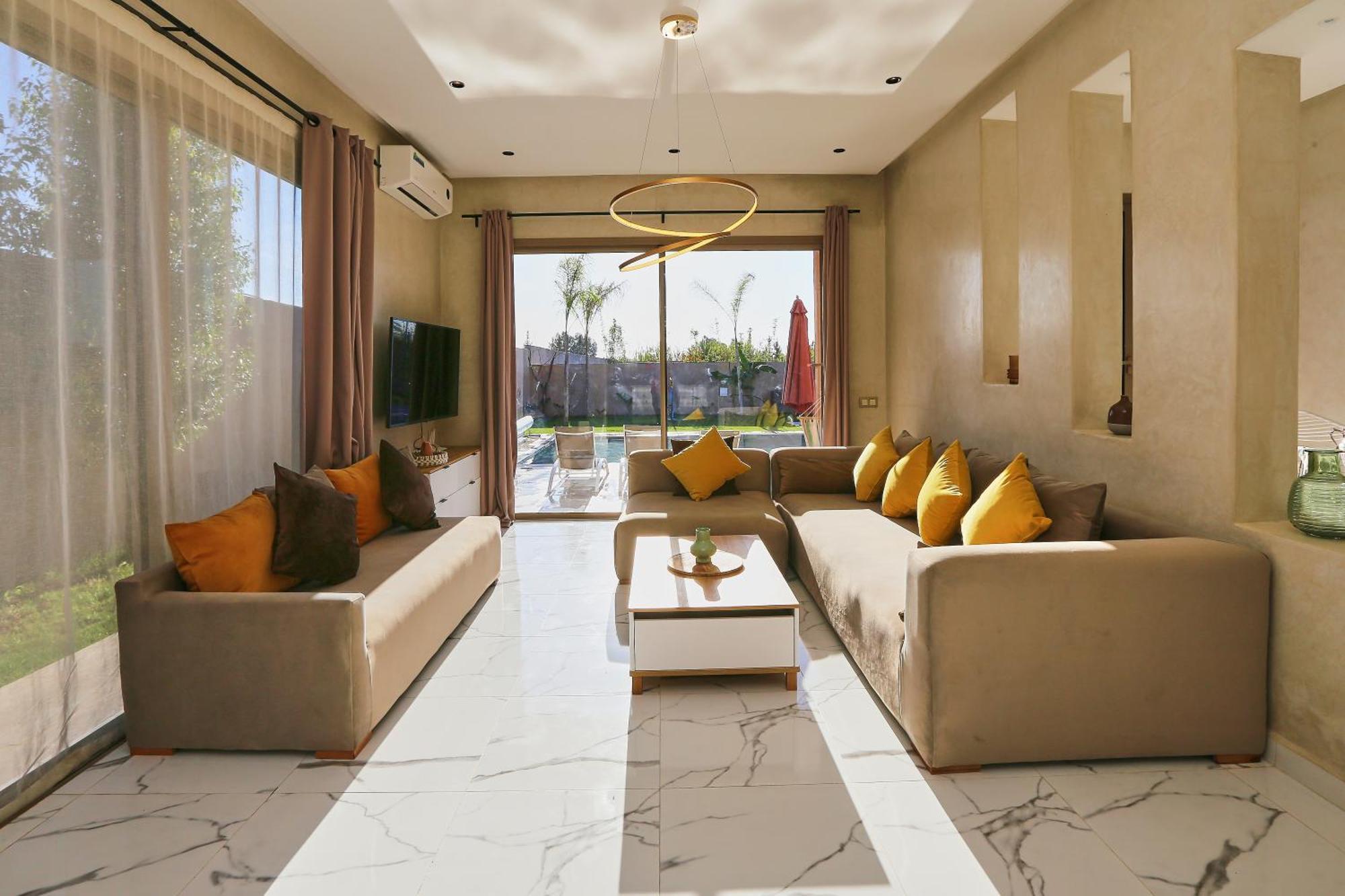 Iris ,moderne & Elegant Avec Piscine &jardin