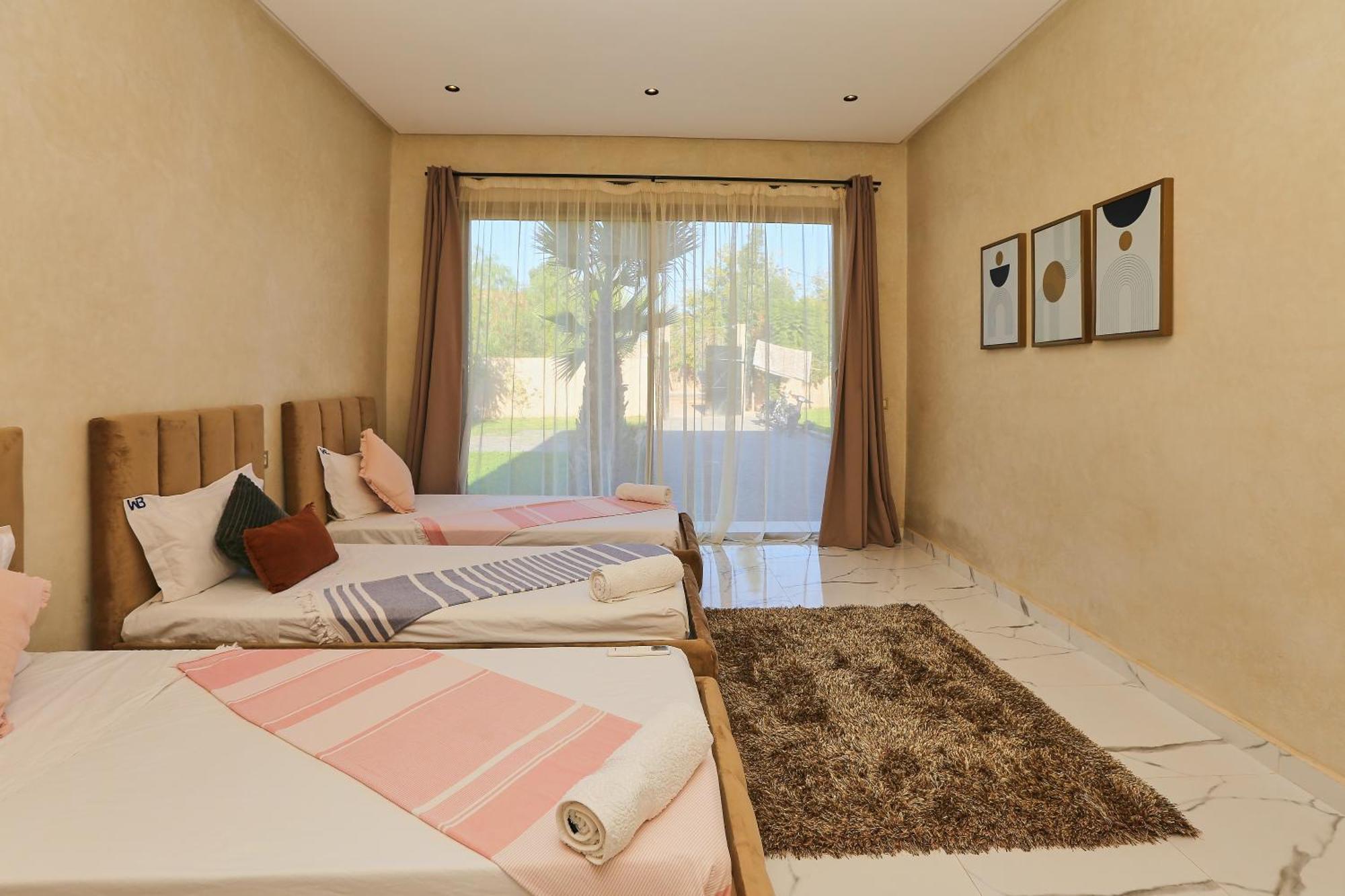 Iris ,moderne & Elegant Avec Piscine &jardin Villa *