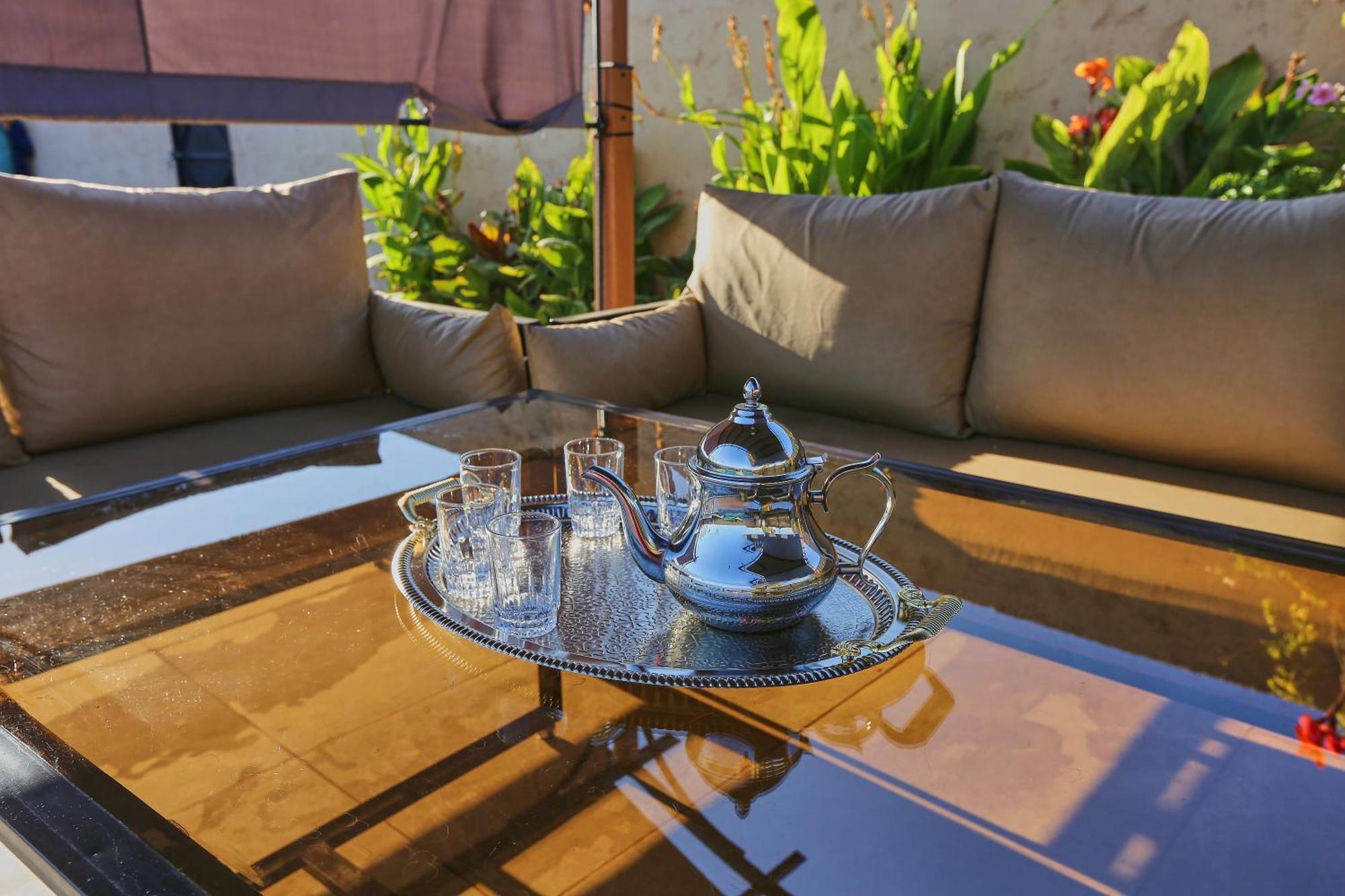 Iris ,moderne & Elegant Avec Piscine &jardin Villa Marrakesh