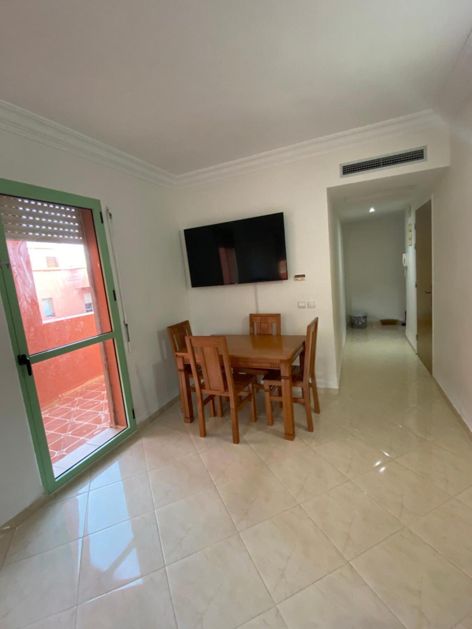 Apparemment Apartment
