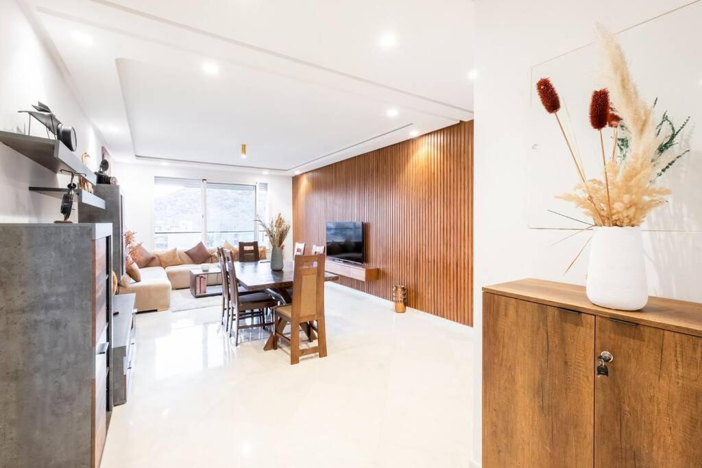 Luxury 2 Bedroom With Mountain View