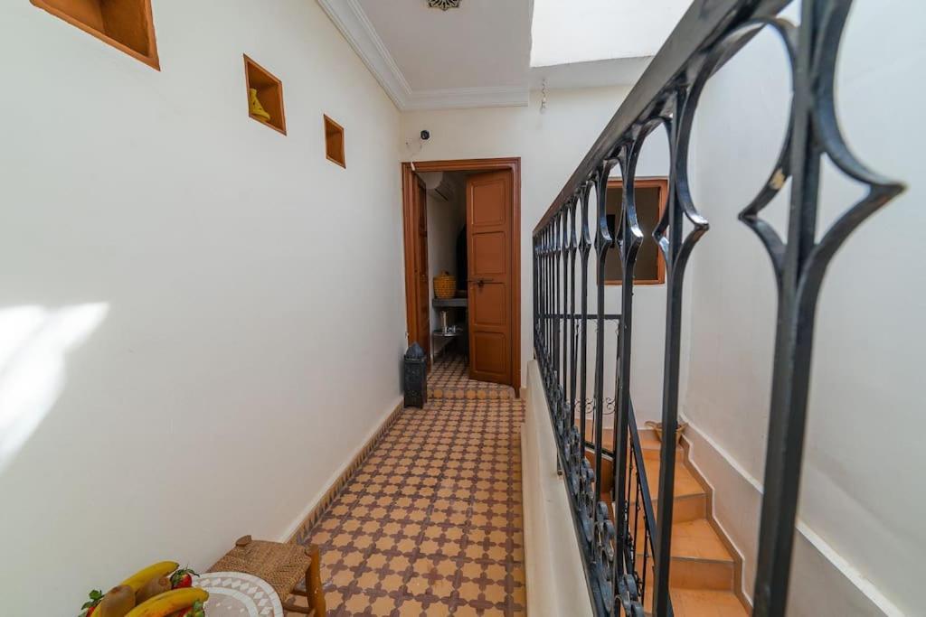 3 - Petit Dejeuner Gratuit - Position Ferienhaus