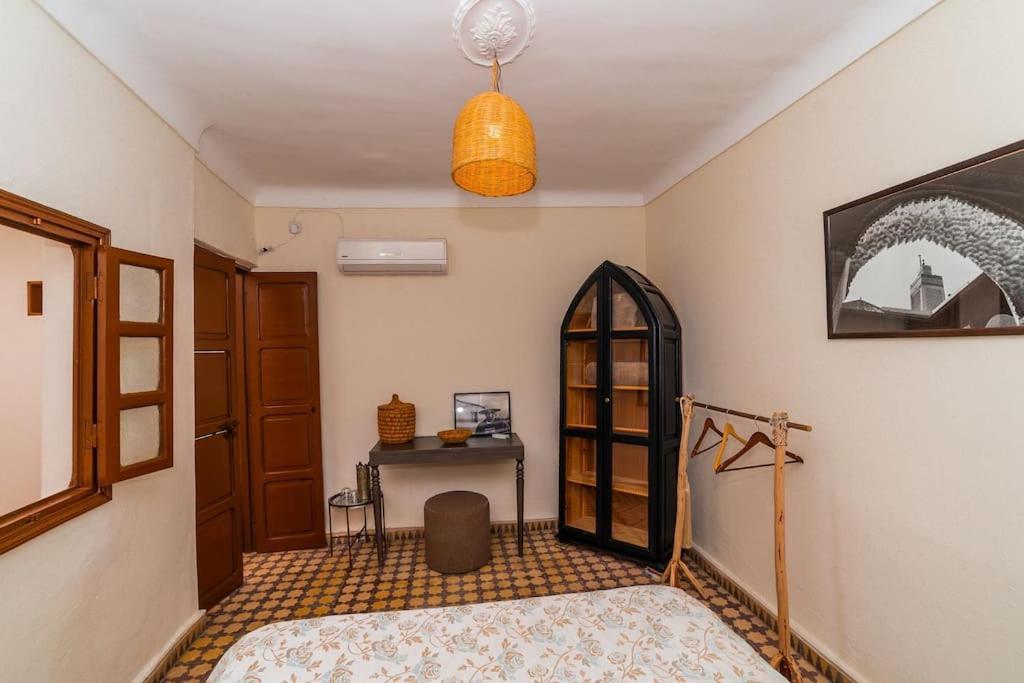 3 - Petit Dejeuner Gratuit - Position * Marrakesch