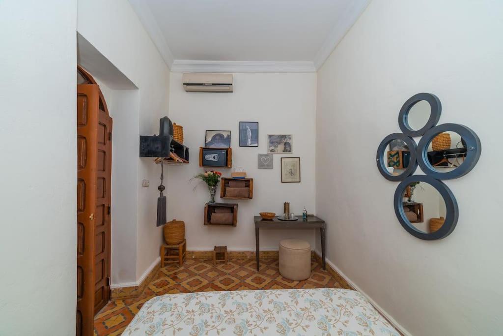 3 - Petit Dejeuner Gratuit - Position Marrakesch