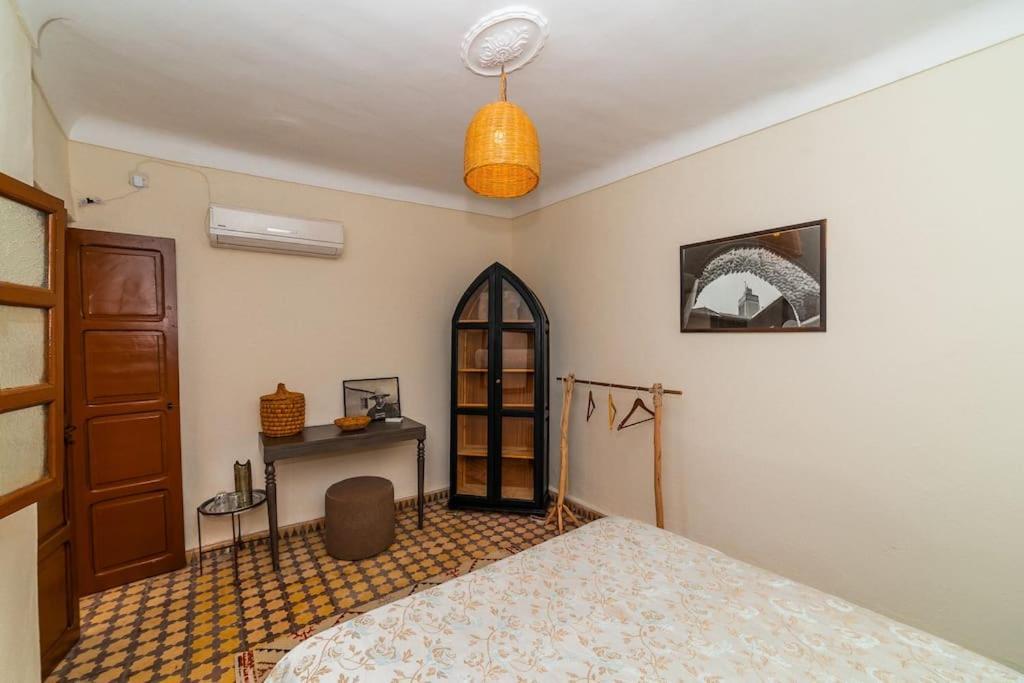 3 - Petit Dejeuner Gratuit - Position * Marrakesch